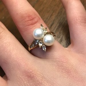 Antique 10k gold and pearl ring